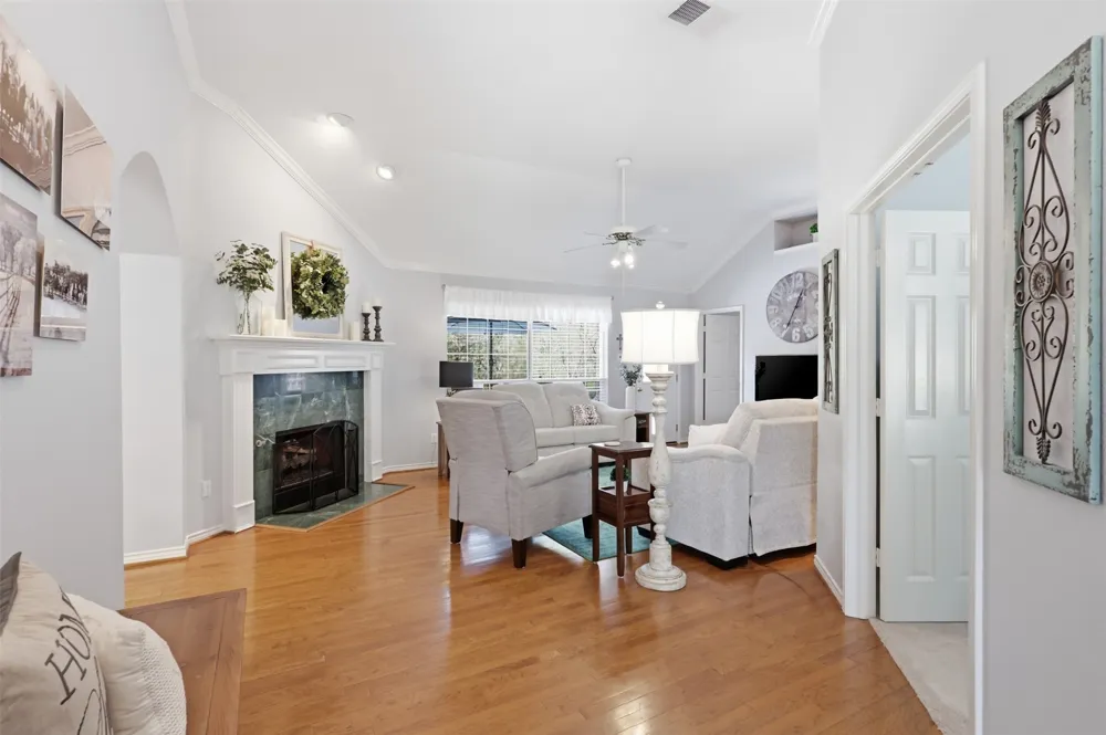 2307 Bristol Drive Carrollton, TX 75006