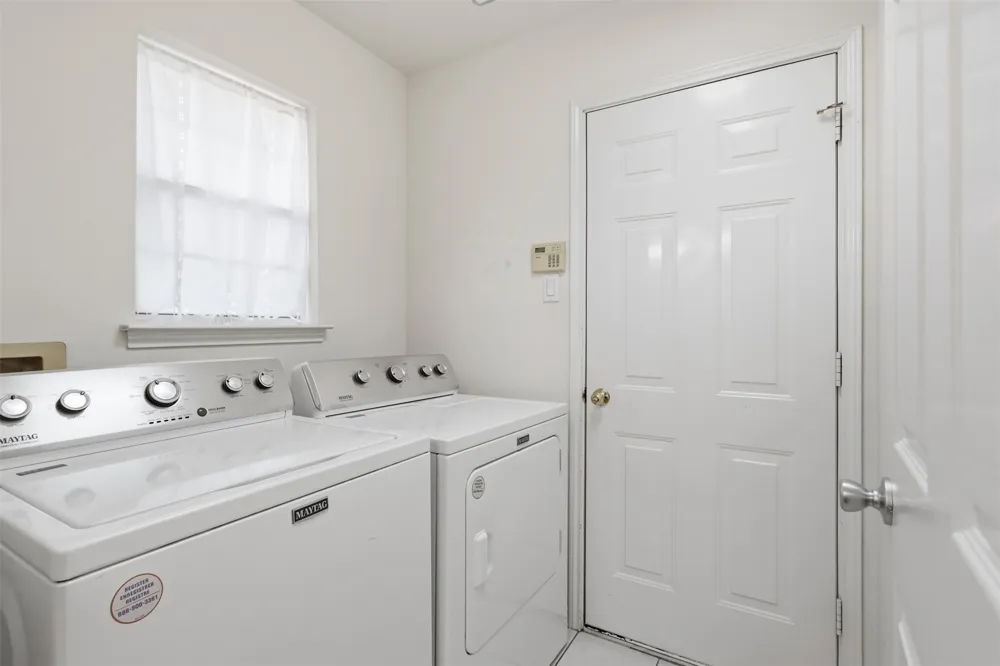 2307 Bristol Drive Carrollton, TX 75006