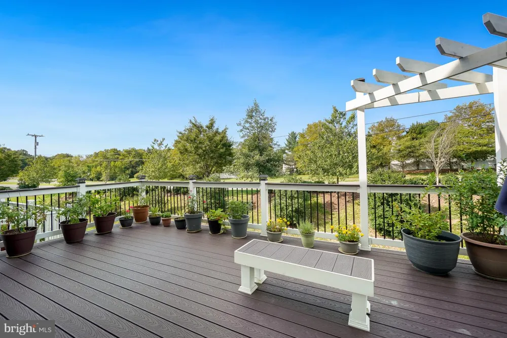 21521 WILLOW BREEZE SQUARE Ashburn, VA 20147