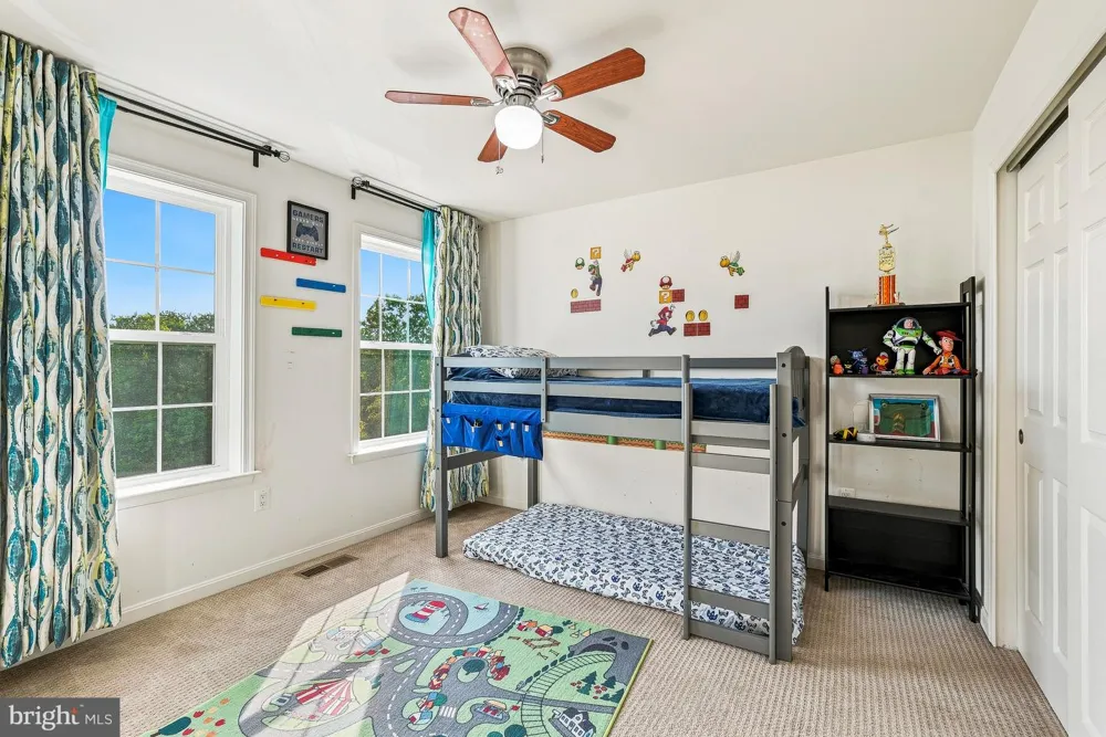 21521 WILLOW BREEZE SQUARE Ashburn, VA 20147