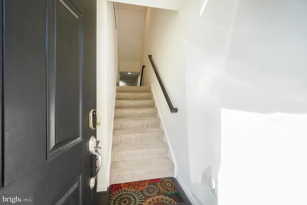 21521 WILLOW BREEZE SQUARE Ashburn, VA 20147