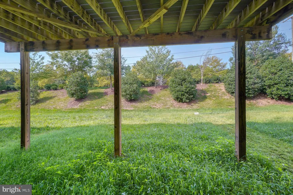 21521 WILLOW BREEZE SQUARE Ashburn, VA 20147