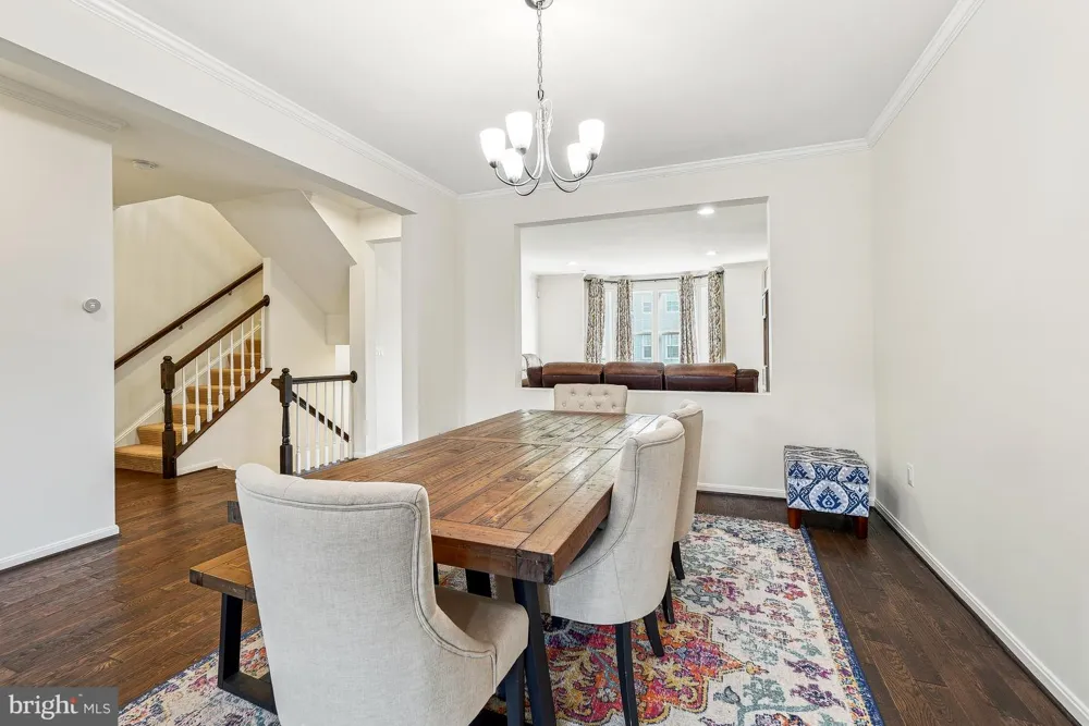 21521 WILLOW BREEZE SQUARE Ashburn, VA 20147