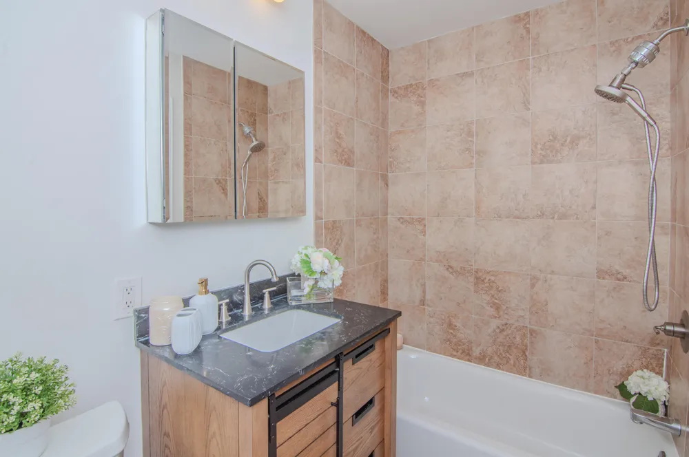 3044 Turnberry Lane Ann Arbor City, MI 48108