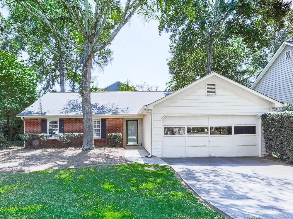 650 Radford Circle Woodstock, GA 30188