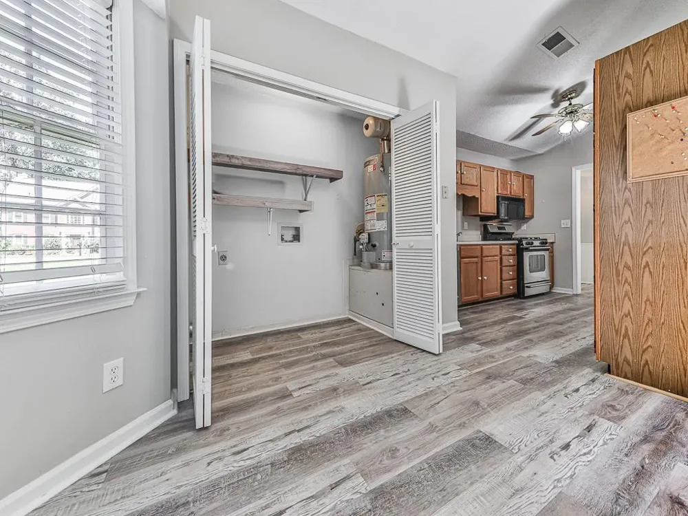 650 Radford Circle Woodstock, GA 30188