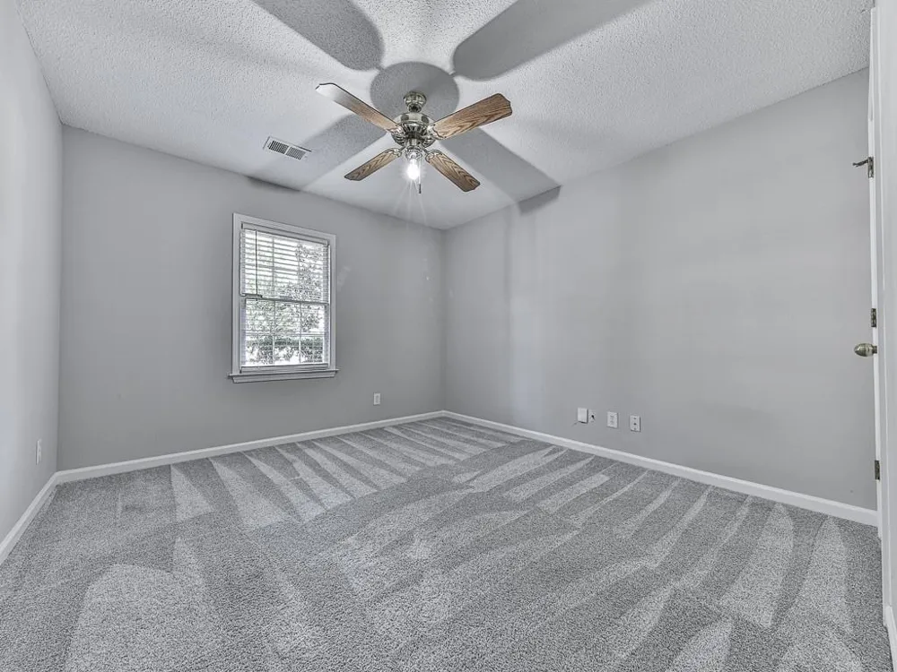 650 Radford Circle Woodstock, GA 30188