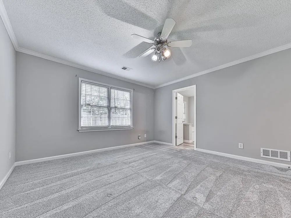 650 Radford Circle Woodstock, GA 30188