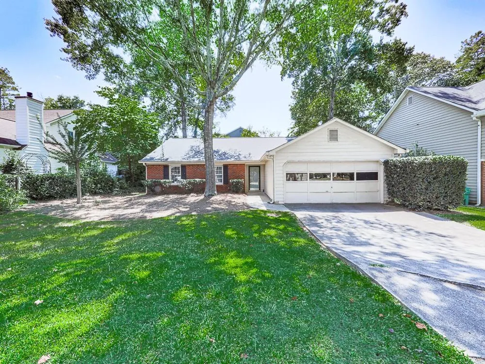 650 Radford Circle Woodstock, GA 30188