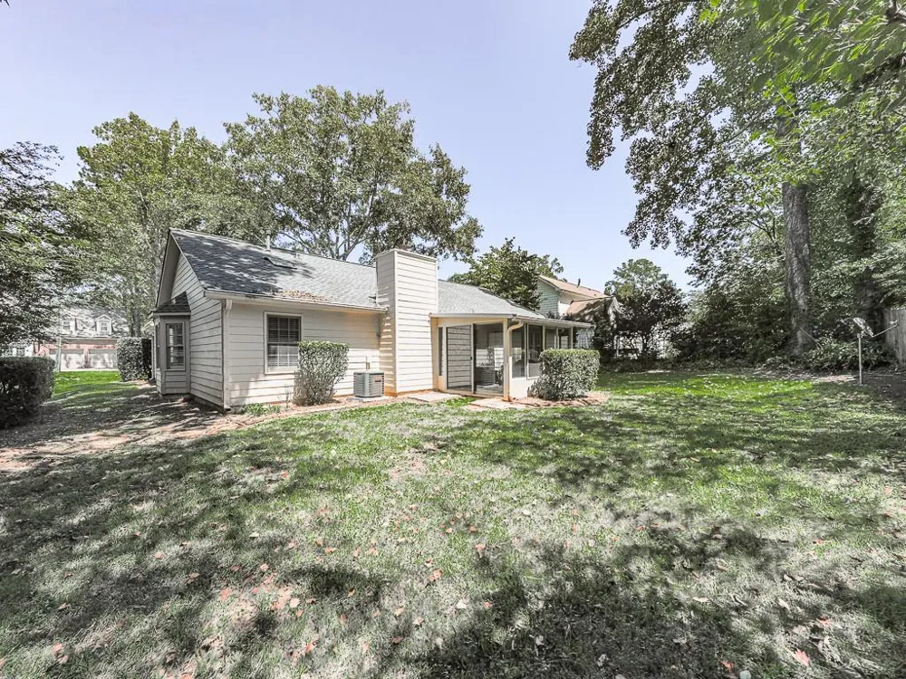 650 Radford Circle Woodstock, GA 30188