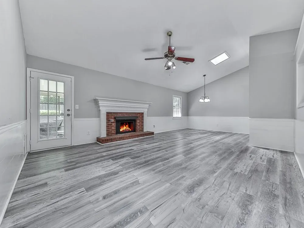 650 Radford Circle Woodstock, GA 30188