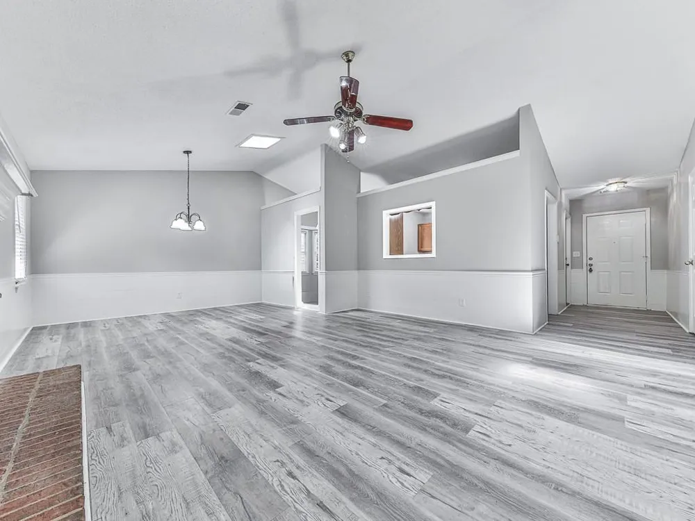 650 Radford Circle Woodstock, GA 30188