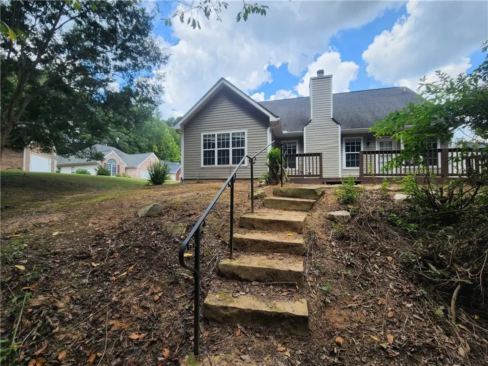 180 Brookestone Point Fayetteville, GA 30215