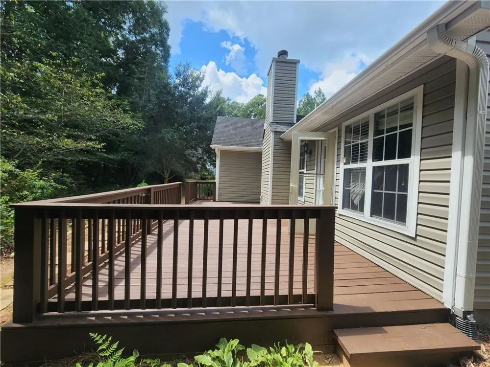 180 Brookestone Point Fayetteville, GA 30215