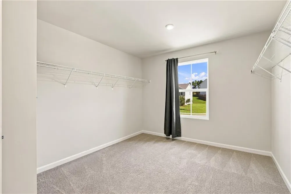 136 Ledgemont Way Acworth, GA 30101