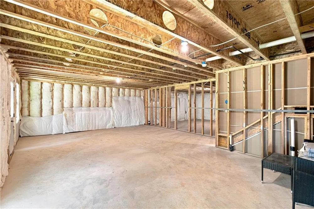 136 Ledgemont Way Acworth, GA 30101