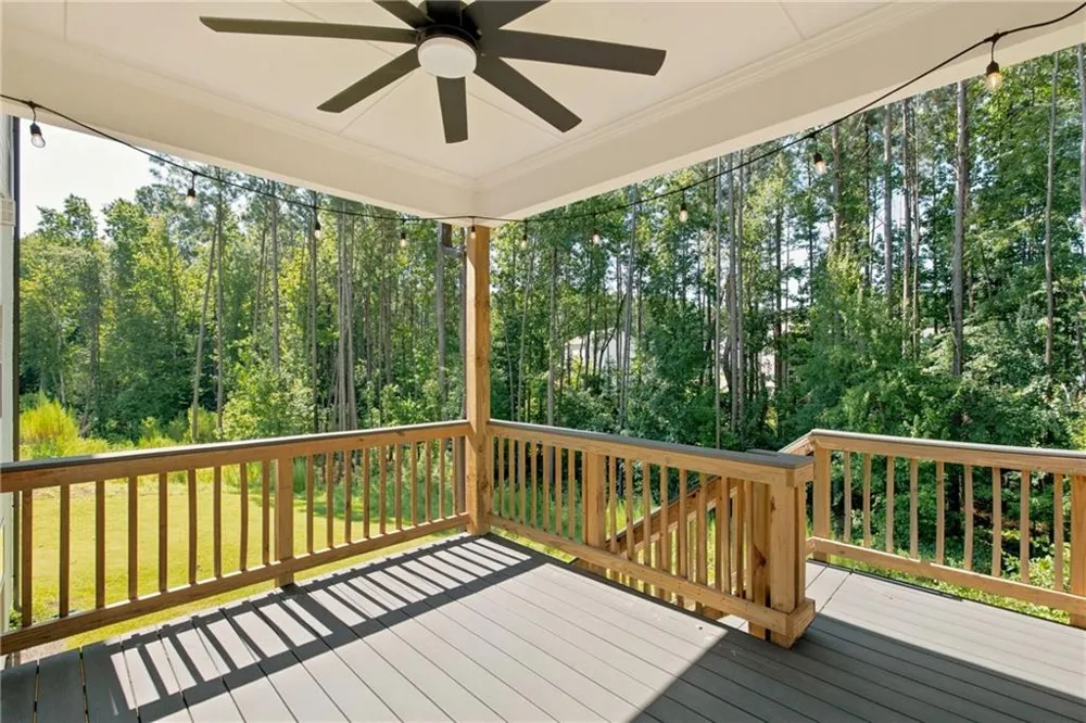 136 Ledgemont Way Acworth, GA 30101