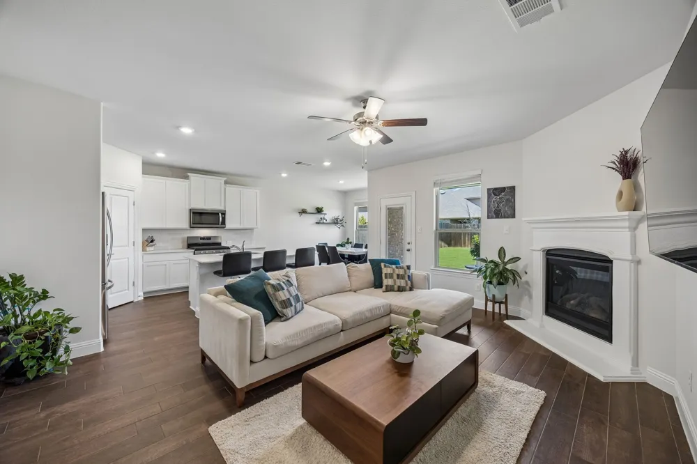 11233 Gold Pan Trail Aubrey, TX 76227