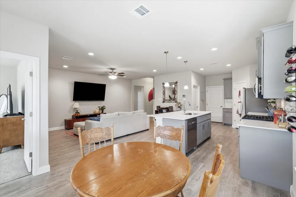 141 Medina Lane Rhome, TX 76078