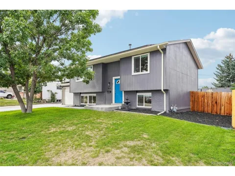 3521 W Mountain Road