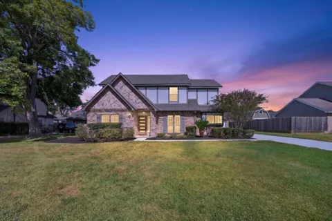 1013 Londonderry Avenue
