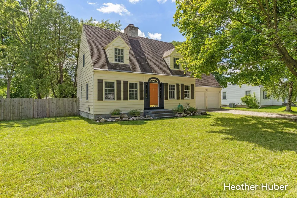 1860 Michigan Street NE Grand Rapids, MI 49503
