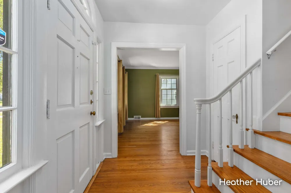 1860 Michigan Street NE Grand Rapids, MI 49503