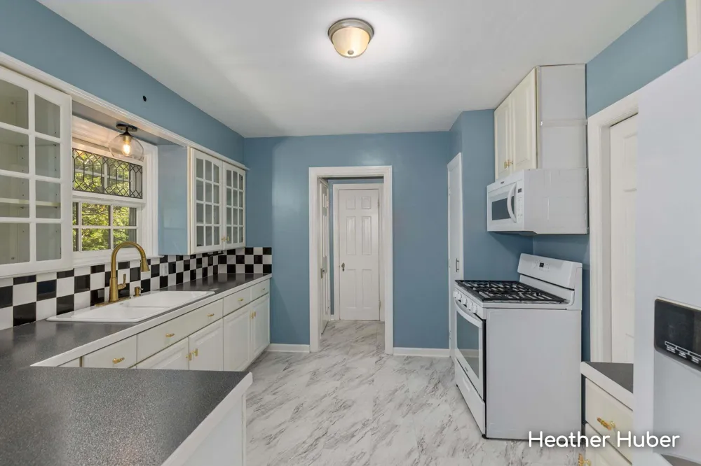 1860 Michigan Street NE Grand Rapids, MI 49503