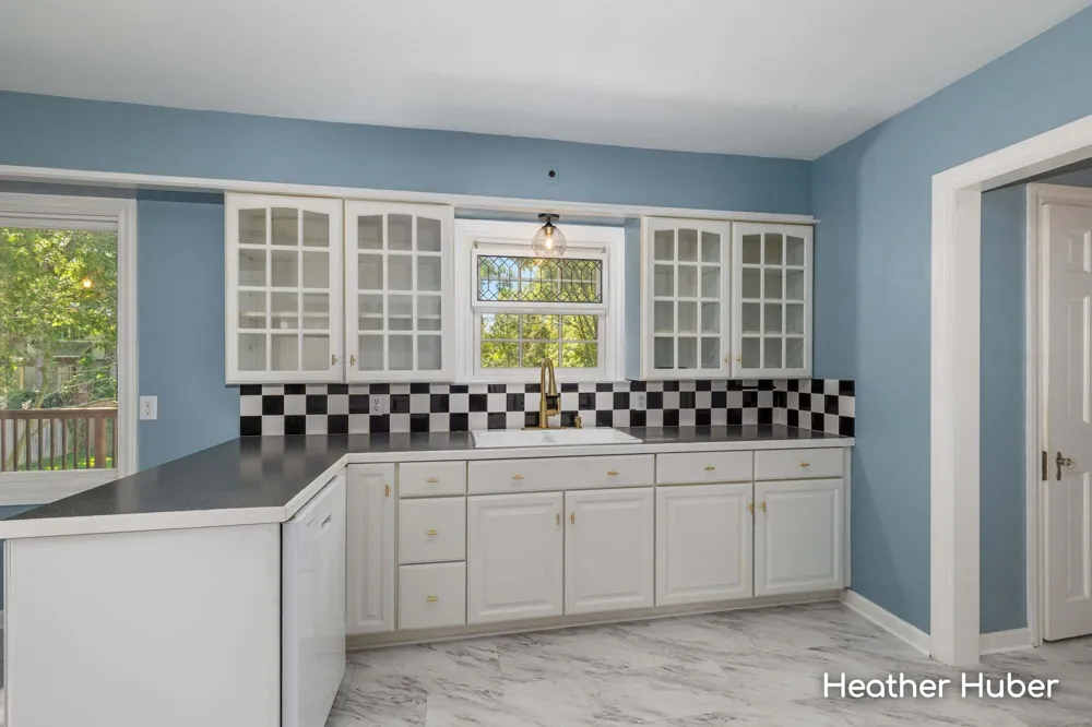 1860 Michigan Street NE Grand Rapids, MI 49503