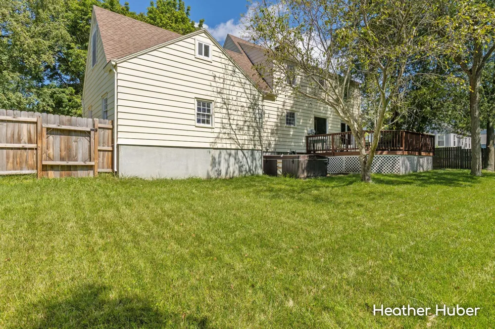 1860 Michigan Street NE Grand Rapids, MI 49503