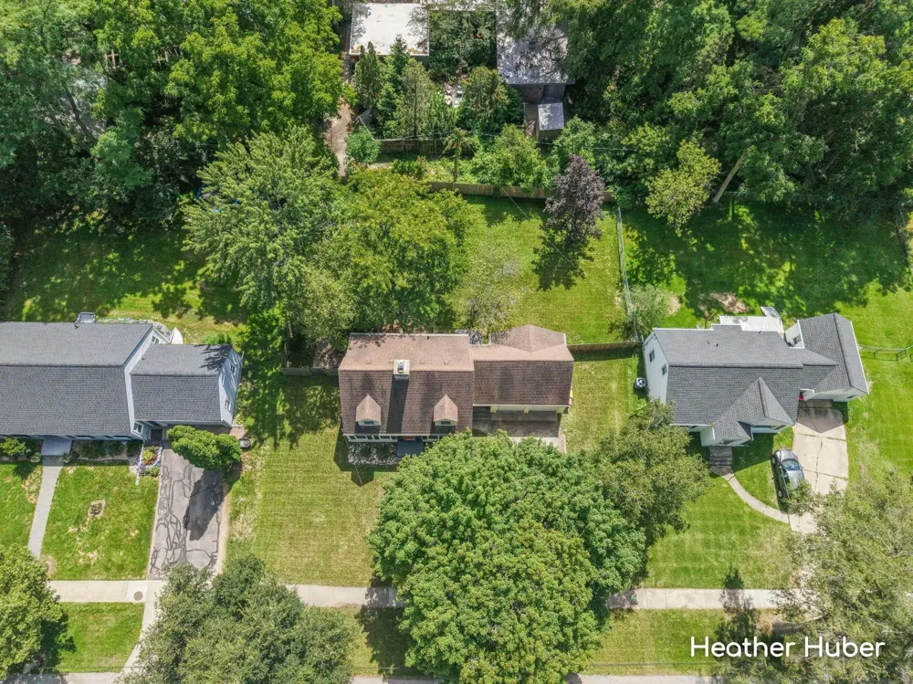 1860 Michigan Street NE Grand Rapids, MI 49503