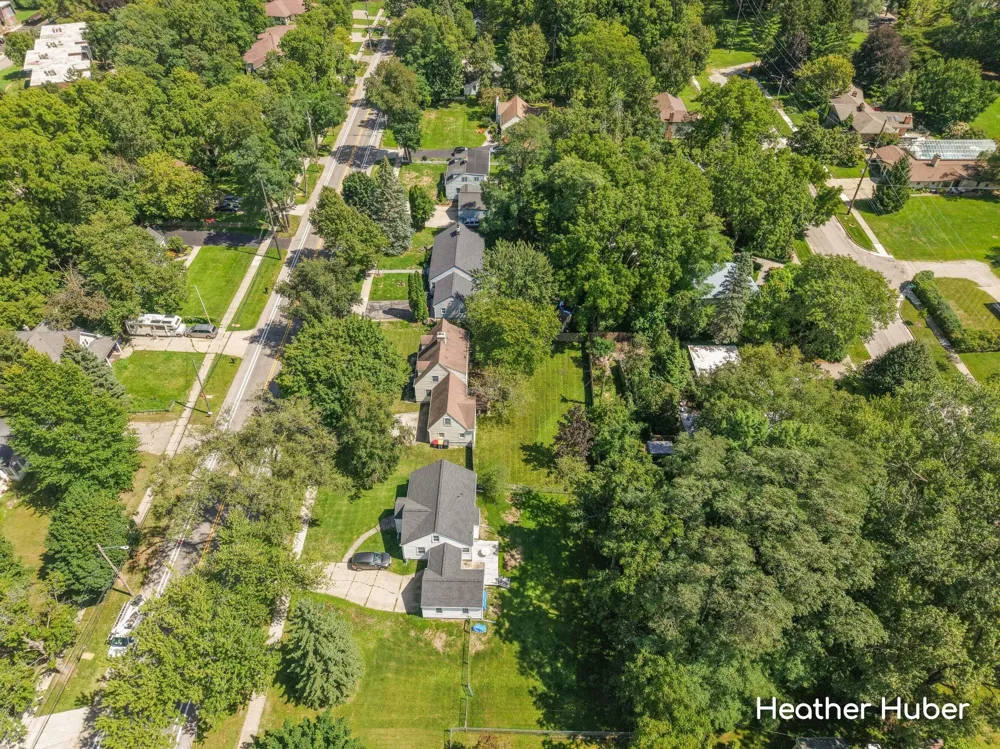 1860 Michigan Street NE Grand Rapids, MI 49503