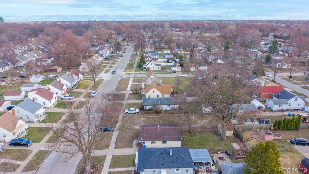 25659 Annapolis Street Dearborn Heights City, MI 48125