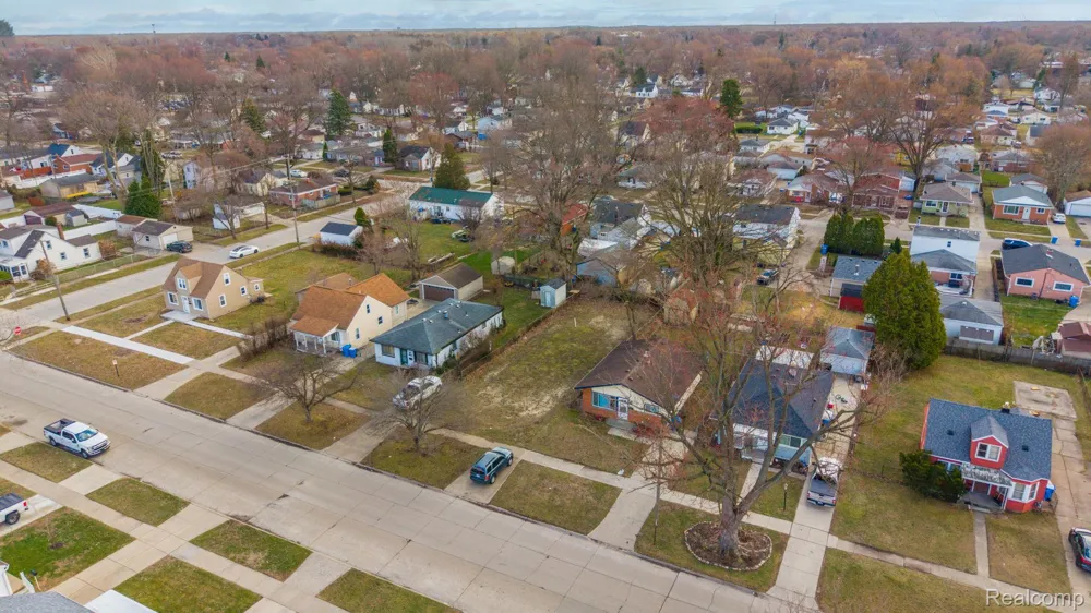 25659 Annapolis Street Dearborn Heights City, MI 48125