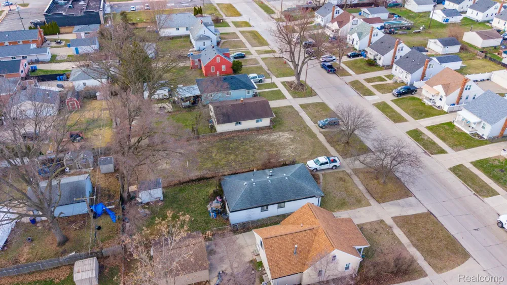 25659 Annapolis Street Dearborn Heights City, MI 48125