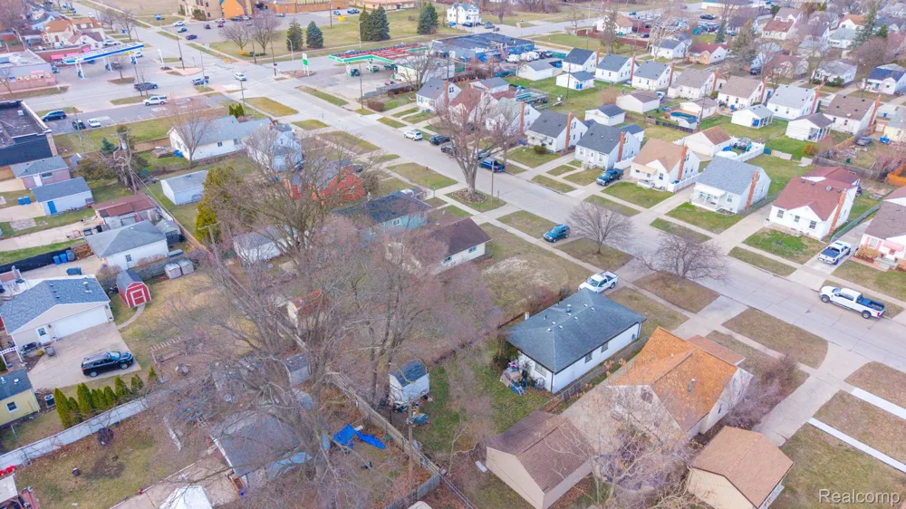 25659 Annapolis Street Dearborn Heights City, MI 48125