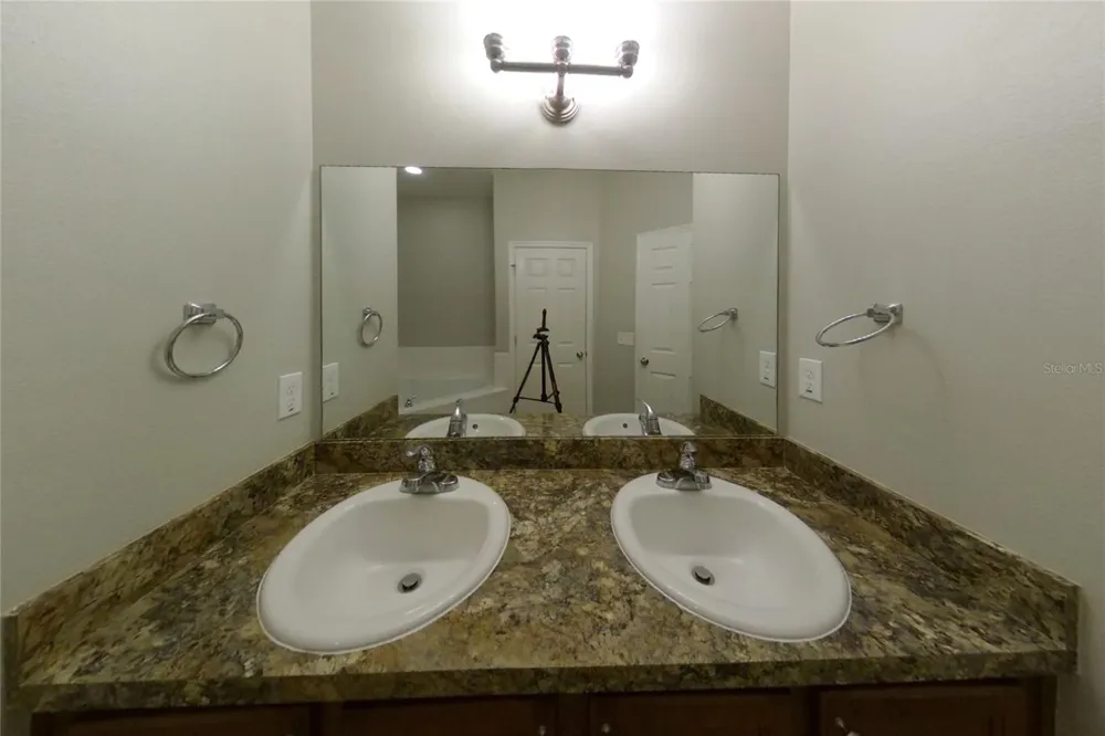 Address Not Shown Groveland, FL 34736