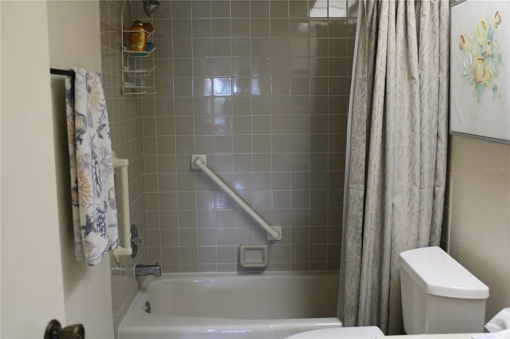327 108TH STREET W #327 Bradenton, FL 34209