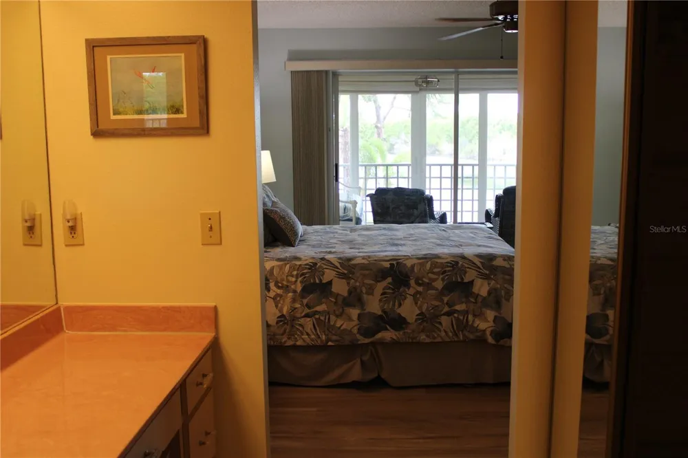 327 108TH STREET W #327 Bradenton, FL 34209