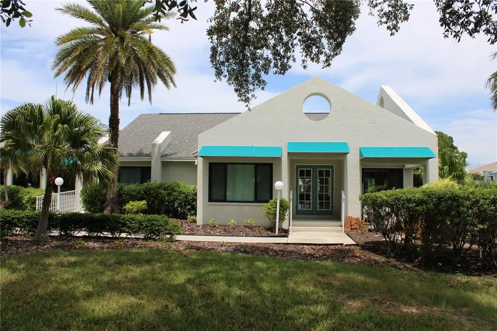 327 108TH STREET W #327 Bradenton, FL 34209