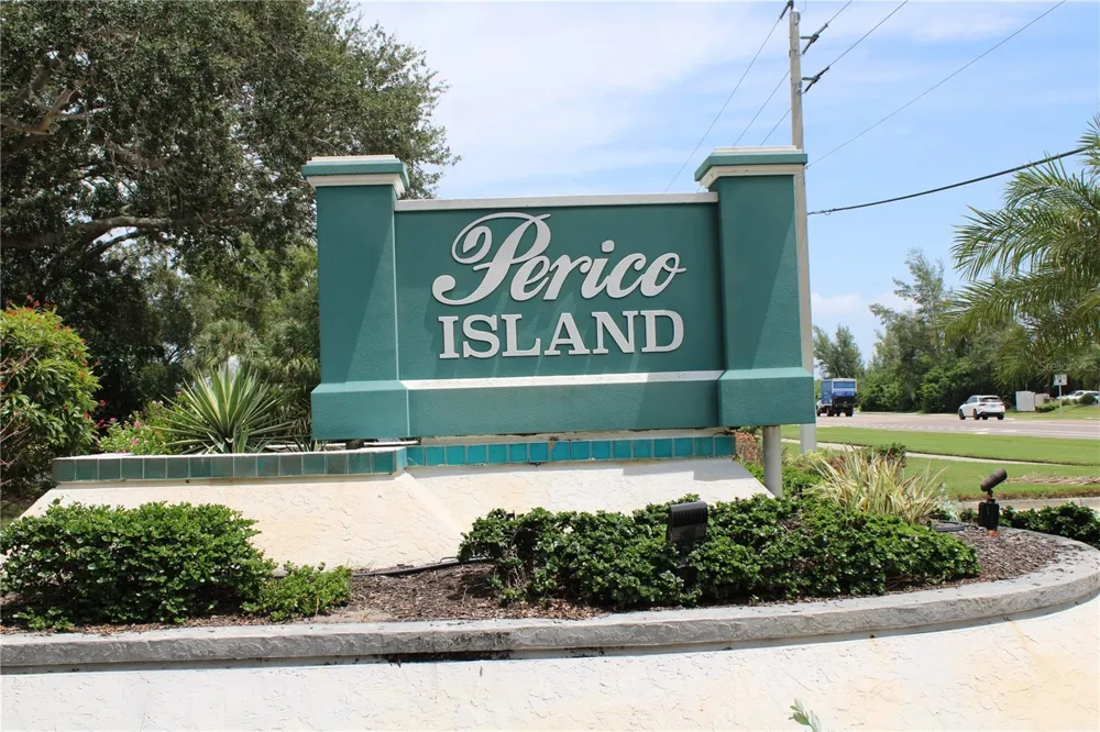 327 108TH STREET W #327 Bradenton, FL 34209