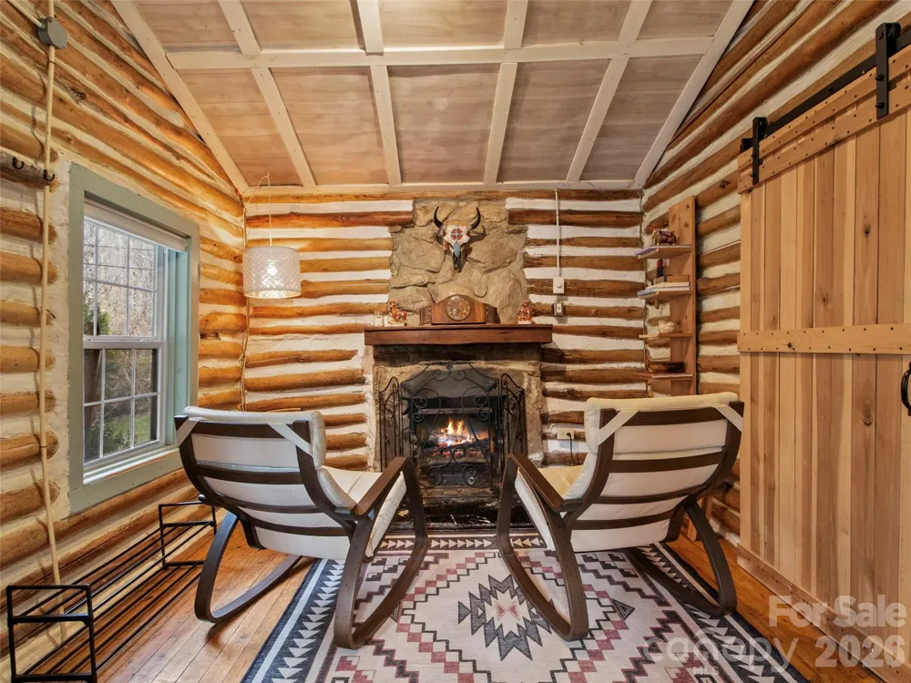 142 Cold Spring Road Burnsville, NC 28714