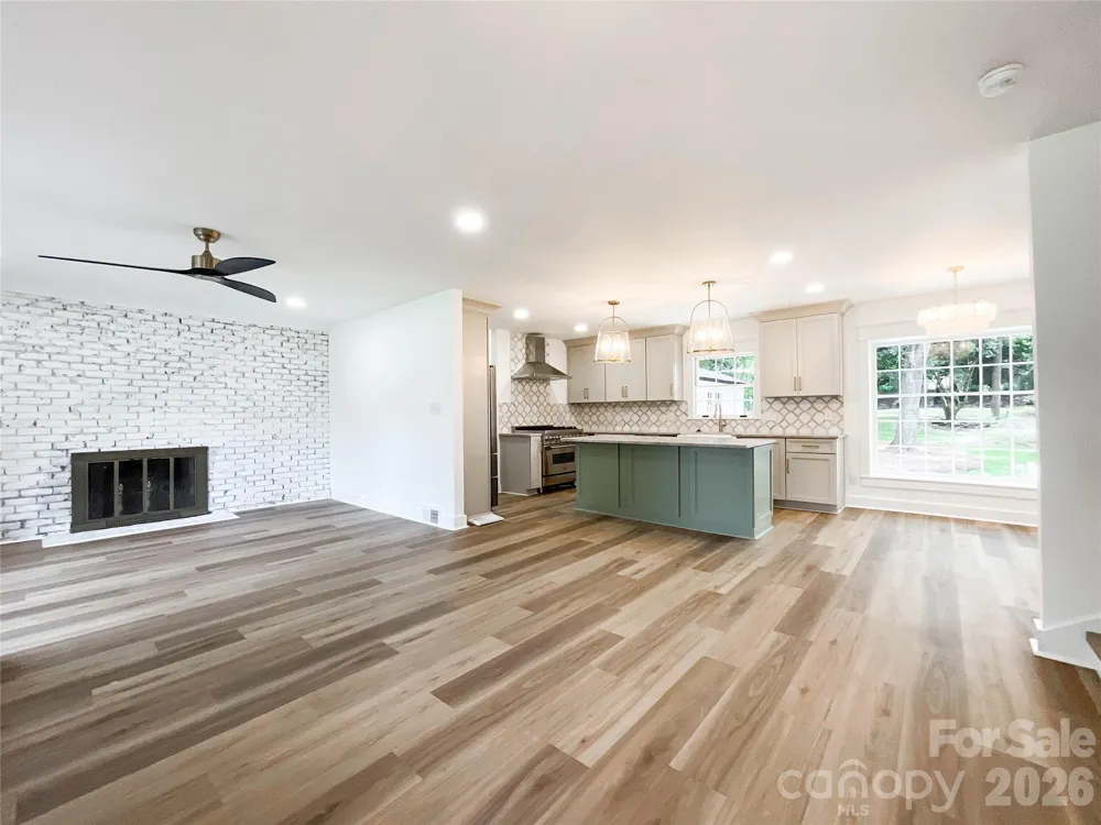 3011 Parkstone Drive Charlotte, NC 28210
