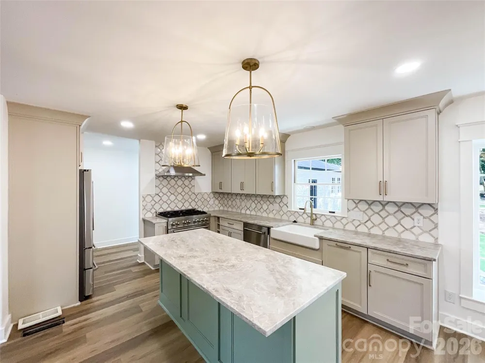 3011 Parkstone Drive Charlotte, NC 28210