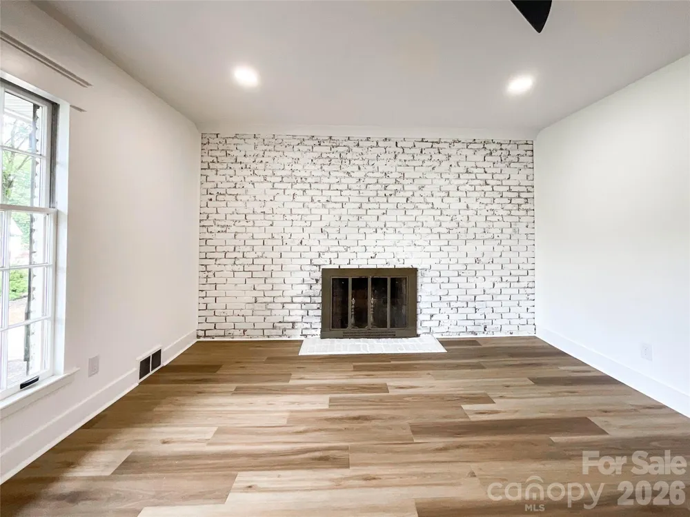 3011 Parkstone Drive Charlotte, NC 28210