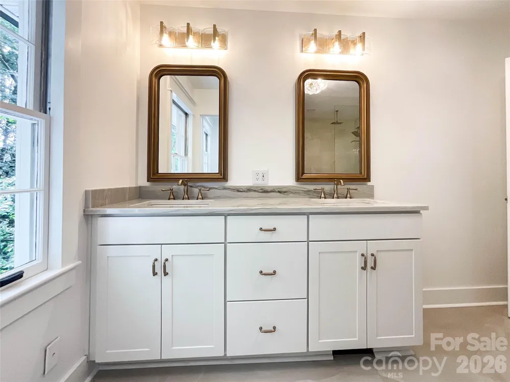 3011 Parkstone Drive Charlotte, NC 28210