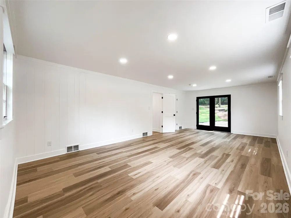3011 Parkstone Drive Charlotte, NC 28210