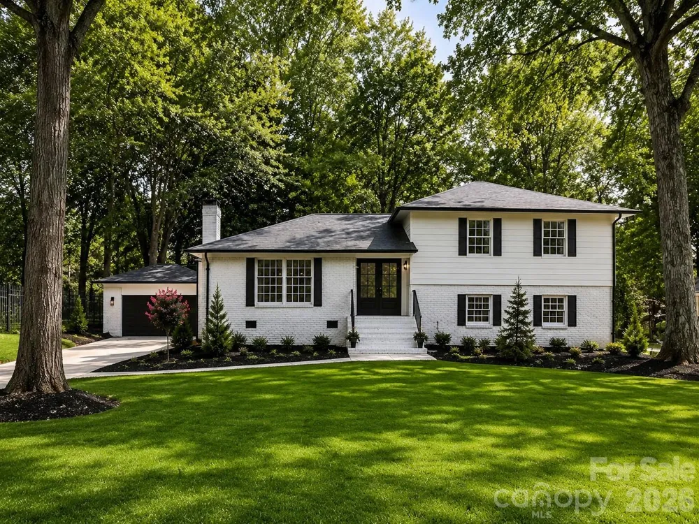 3011 Parkstone Drive Charlotte, NC 28210