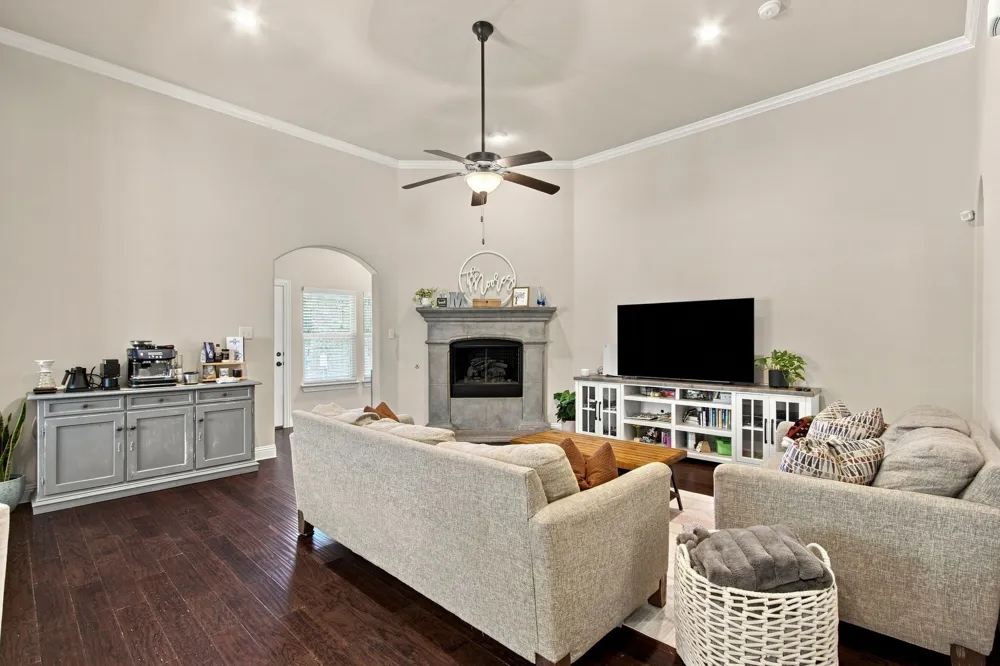 6828 Flicker Lane Plano, TX 75074