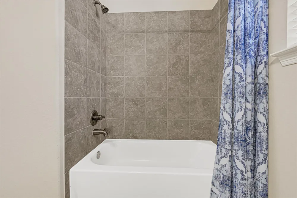 508 Township Drive League City, TX 77573